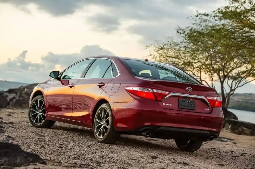 2015 toyota camry xle 6 1024x682 1