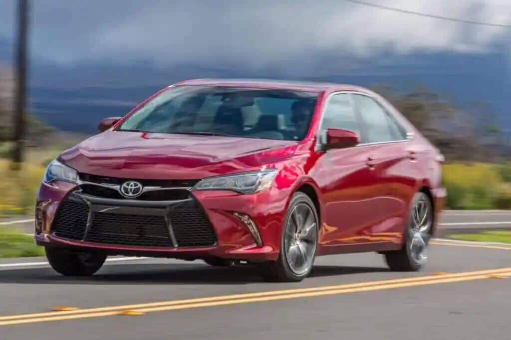 2015 toyota camry xle 7 1024x682 1