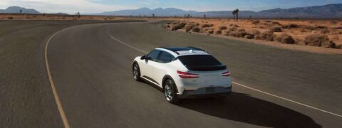 Genesis GV60 (2026): Die Disco-Kugel, die Porsche das Fürchten lehren will