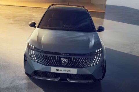 Umfassender Test des neuen Peugeot 5008 (2025): Der 7-Sitzer-SUV unter Strom – Besser als Enyaq & Co.?