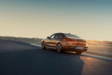 BMW i7 Praxis-Check: Theater Screen Defekte und die Tücken der 400-Volt-Architektur
