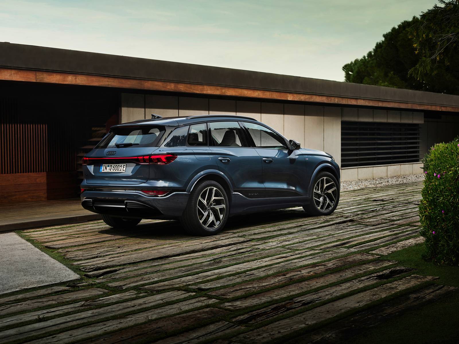 Verwirrung vor Auslieferung: Was das 270-kW-Lade-Update des Audi Q6 e-tron wirklich bedeutet