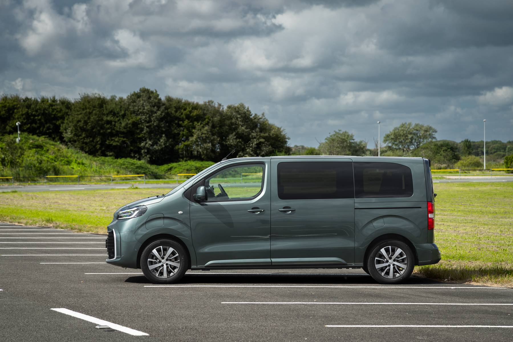 Verwunderlich Toyota Verso Proace Bild