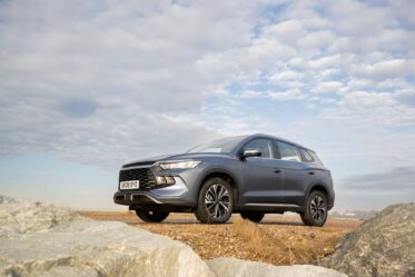 BYD Seal U DM-i (2026): Raumriese mit Autobahn-Frust und moderatem Lade-Kompromiss