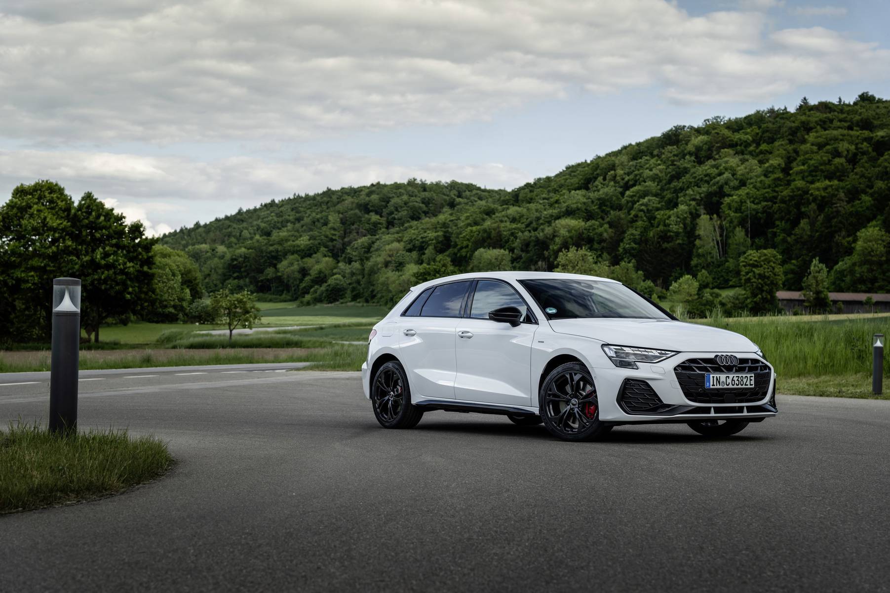 Audi A3 2026: Umfassender Test von e-hybrid, allstreet, S3 & RS3