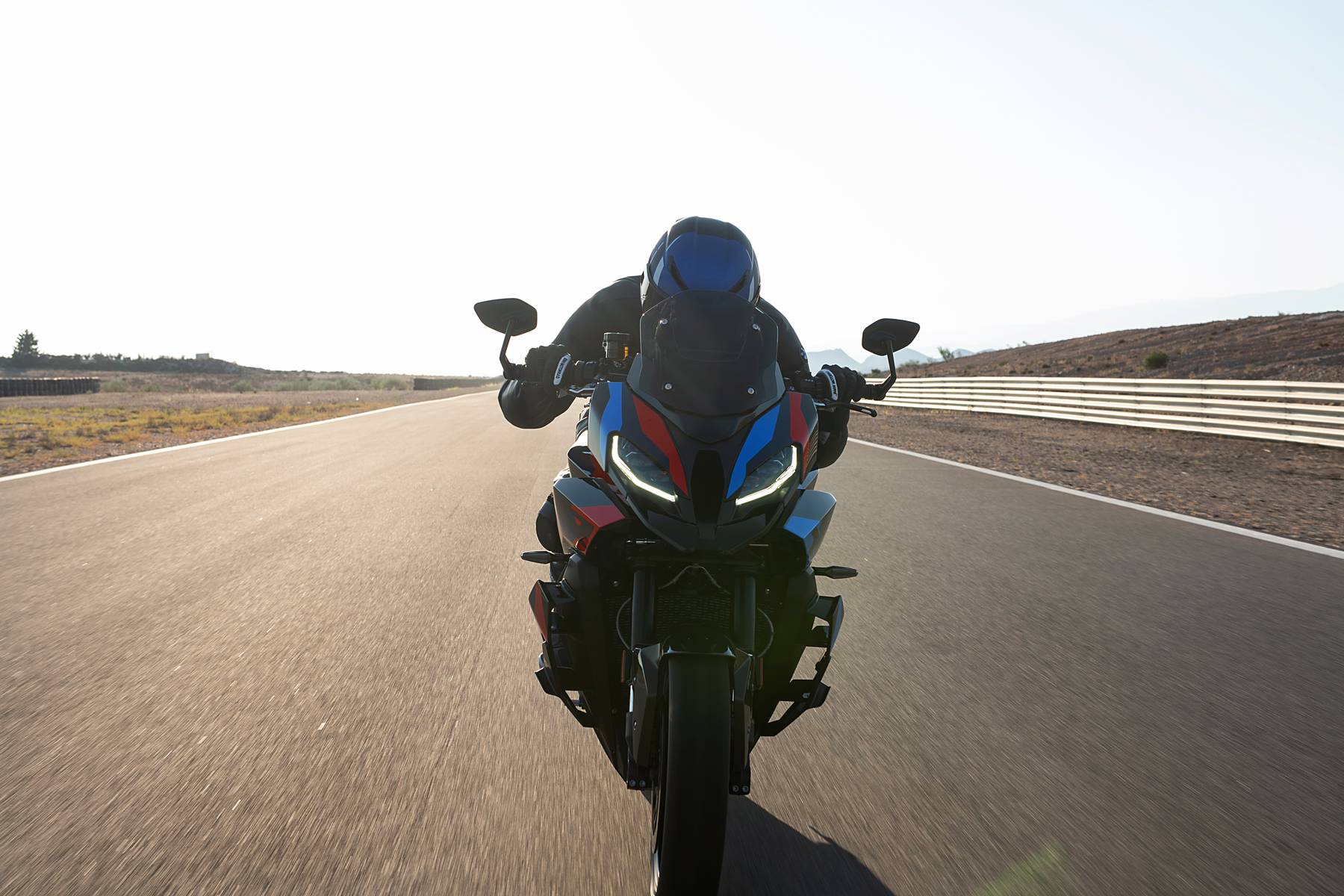 BMW M 1000 XR (2026): 201-PS-Crossover im Test