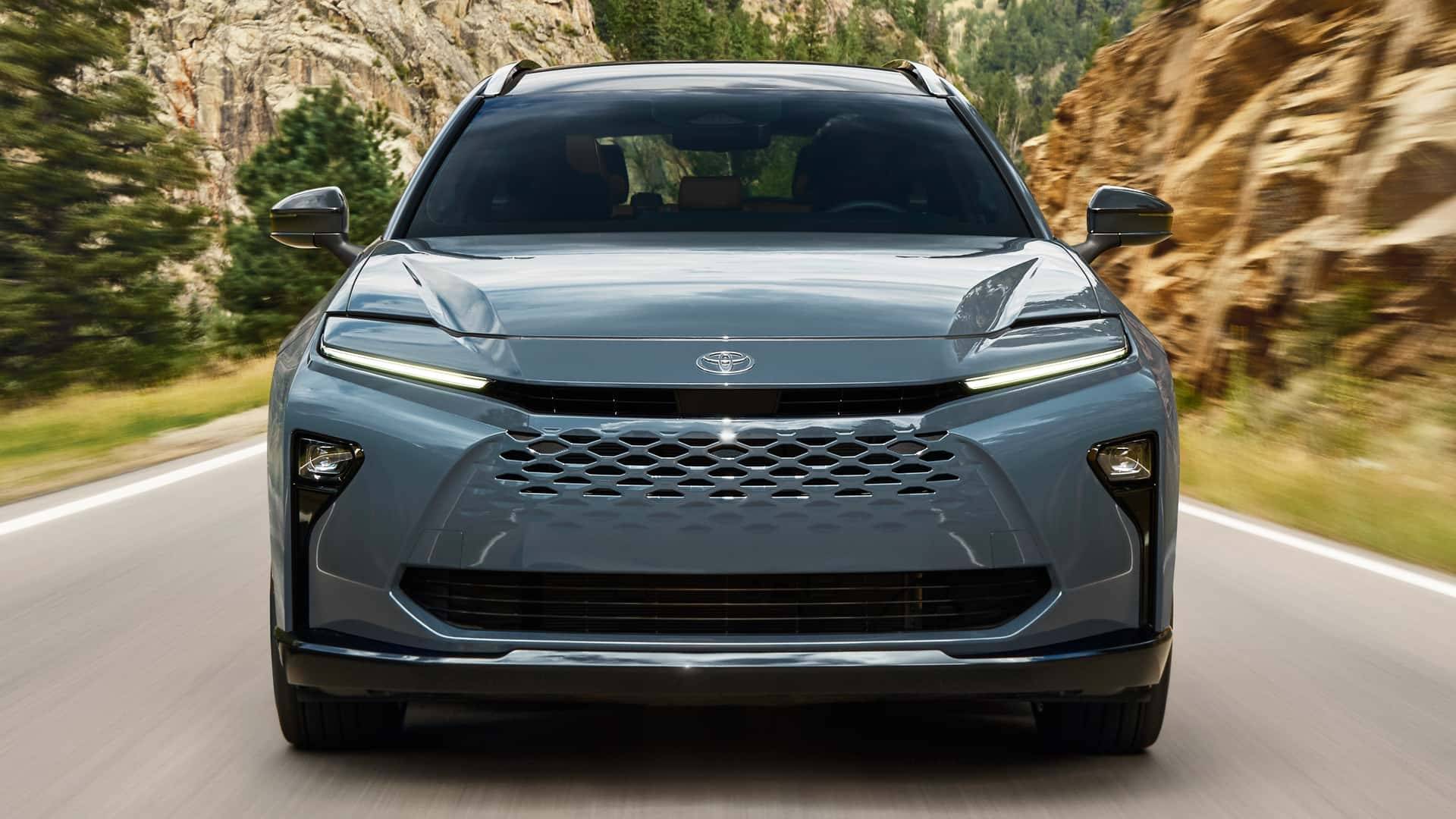 Toyota Crown Signia (2026) im Import-Test: Der Luxus-Kombi, der am deutschen Alltag scheitert