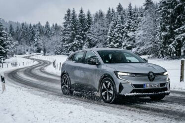 Renault Megane E-Tech im Winter: So vermeiden Sie Reichweitenverlust und Ladefrust