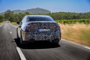 Der neue BMW M350 kommt mit 443 PS starkem Sechszylinder und liefert den Drift-Modus erst per Software-Update nach - Bild 49