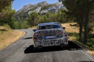 Der neue BMW M350 kommt mit 443 PS starkem Sechszylinder und liefert den Drift-Modus erst per Software-Update nach - Bild 33
