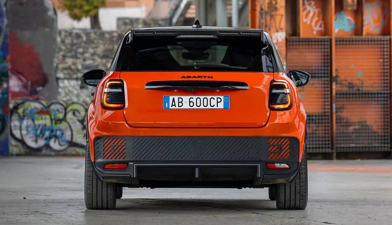 Abarth 600e Scorpionissima - Bild 9