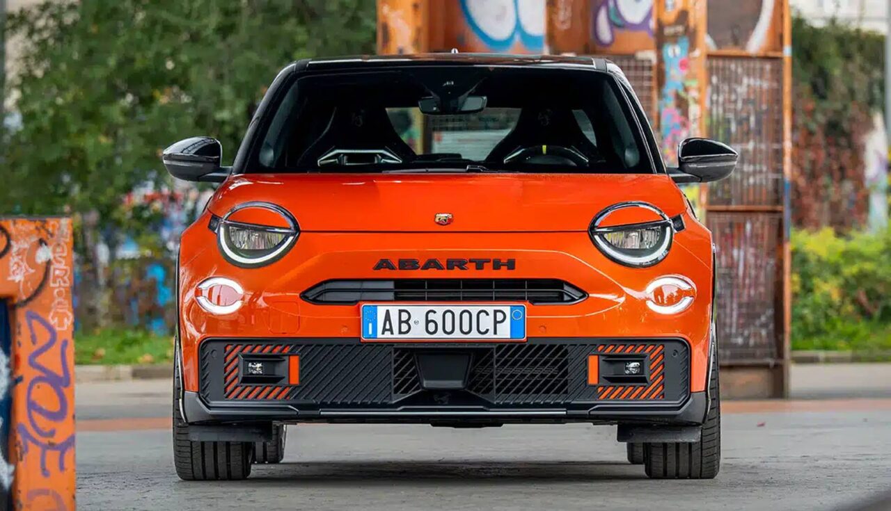 Abarth 600e Scorpionissima - Bild 1