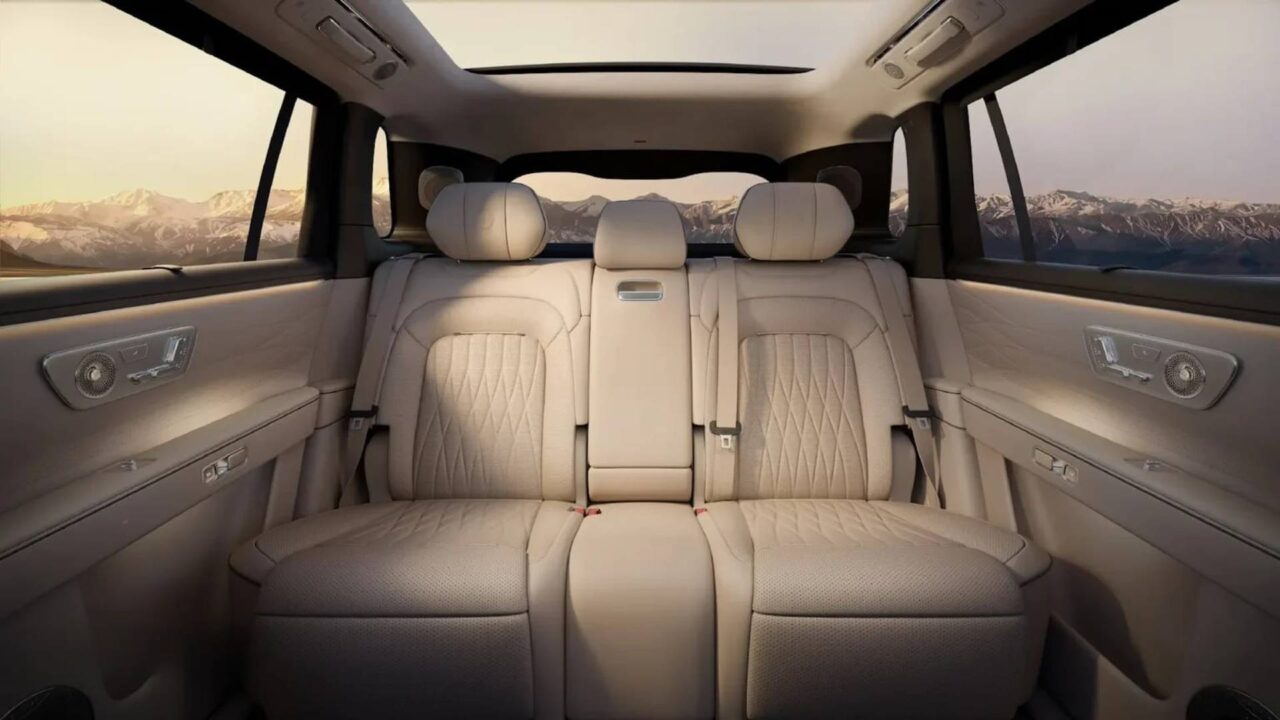 BYD Denza N8 - Bild 3